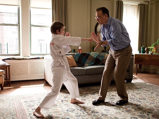 Extremely-Loud-Incredibly-Close-tom-hanks-AP-543