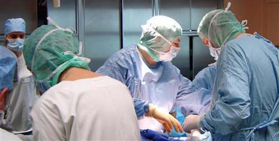 surgeon-reuters543