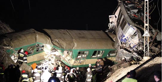 Train-Crash-543