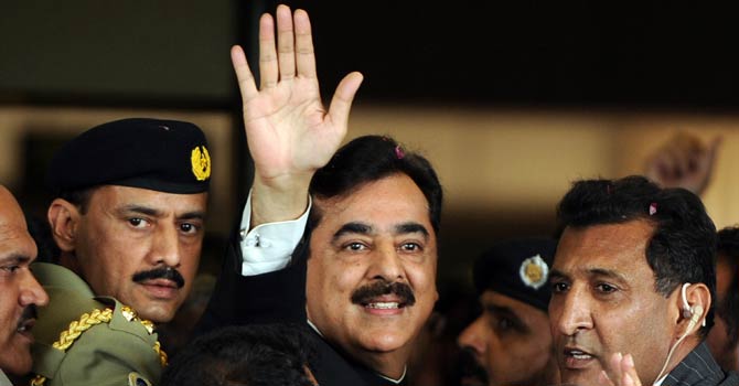 Gilani_SC_Verdict_AFP_7_670