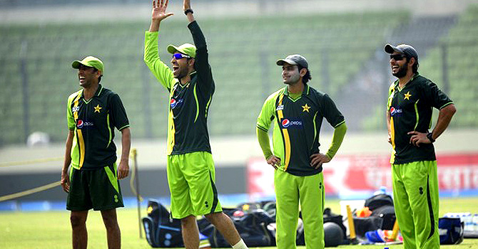afridi-gul-afp-670