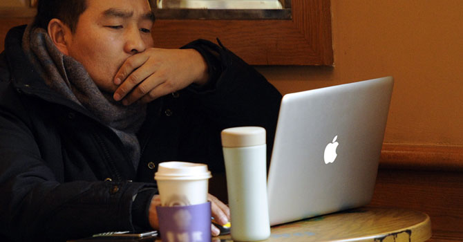 laptop_user_AFP_670