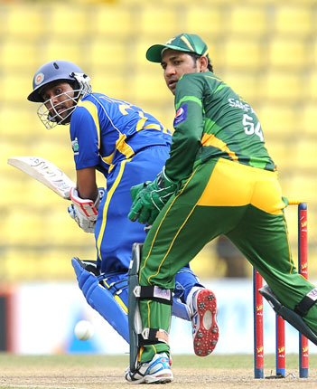 Sri Lanka got off to a good start with Tilikaratne Dilshan scoring a few quick boundaries. ? Photo by AFP