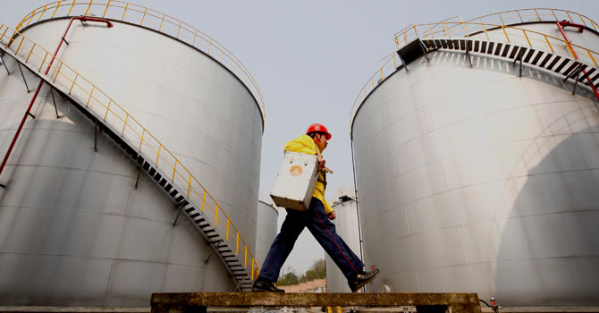 crudeoil.670 Oil tanks — File Photo