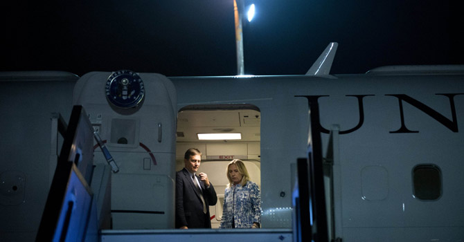 US-Secretary-of-State-Hillary-Clinton-arrives-at--Ben-Gurion-International-Airport670 US Secretary of State Hillary Clinton arrives at Ben Gurion International Airport.—AFP Photo