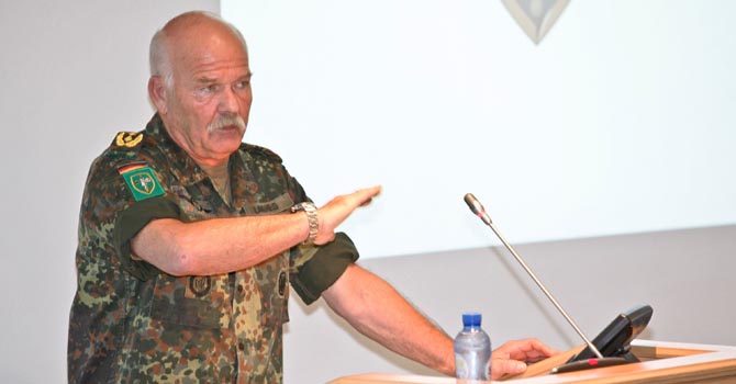 - German General Wolf Langheld, Commander of the Allied Joint Force Command (JFC), talks to the press in the JFC Headquarters in Brunssum, on August 28, 2012. Langheld gave a short update on the International Security Assistance Force (ISAF) mission based on his recent trip to Afghanistan. AFP PHOTO / ANP / MISCHA RAPMUND **NETHERLANDS OUT**