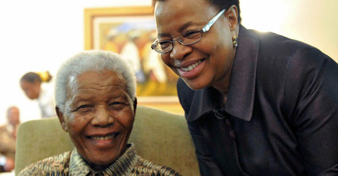 MAndela with his wife