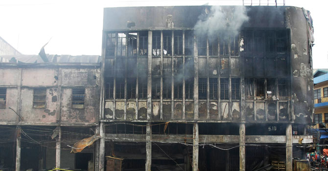 manila-slum-fire0AP-670