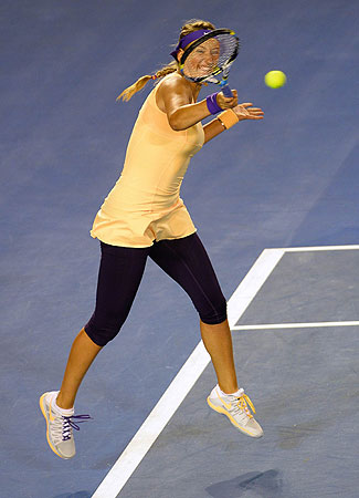 Victoria Azarenka overcome an often hostile crowd to win back-to-back Australian Open titles, beating Li Na 4-6, 6-4, 6-3 in a dramatic final on Saturday that contained a break for fireworks, two medical timeouts and a nasty fall that caused Li to black out momentarily. -Photo by AFP