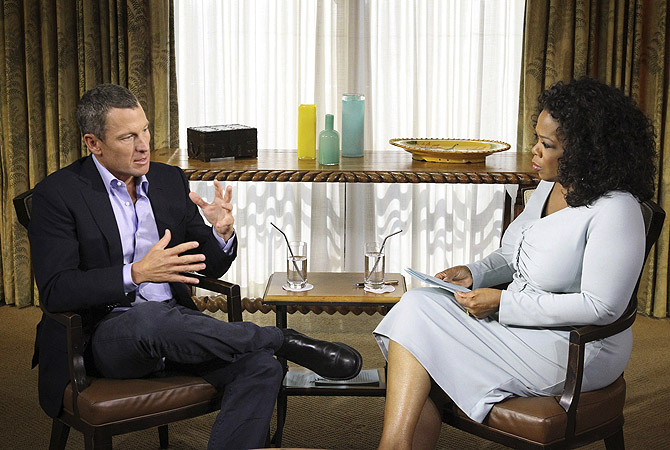 Cyclist Lance Armstrong is interviewed by Oprah Winfrey in Austin, Texas, in this handout photo courtesy of Harpo Studios.?Photo by Reuters