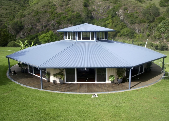 An octagonal, three-bedroom, family home built on a rotating platform near Wingham, about 250km (155miles) north east of Sydney, is shown in this undated handout picture. The house, which cost about A$700,000 ($641,000) to build, can complete a full rotation in about 30 minutes according to it's owners.
