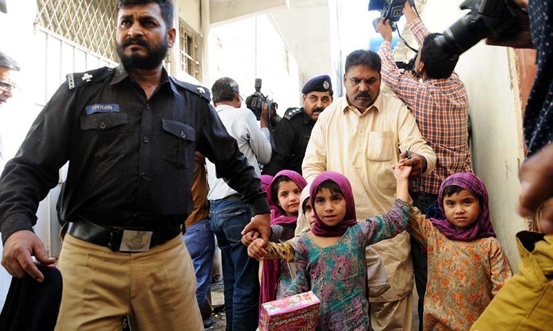 Girls in peshawar