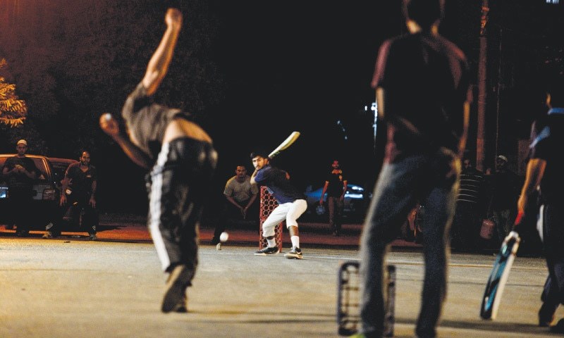 Cricket On The Streets Of Karachi Not Just An Evening Night Activity But Also Cricket On The Streets Of Karachi Not Just An Evening Night Activity But Also