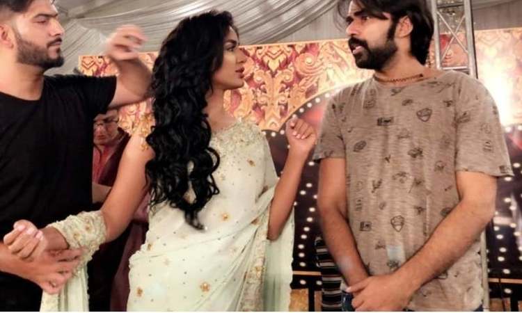Mathira rehearses for star-studded dance in new movie Chah Ja Ray