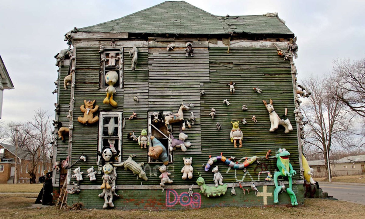 — وکی میڈیا کامنز