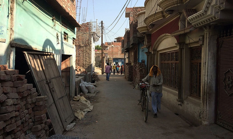 The lane leading to the Muslim neighbourhood