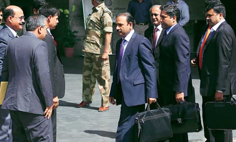 ٹیم 5 تحقیقات کاروں پر مشتمل ہے — اے ایف پی