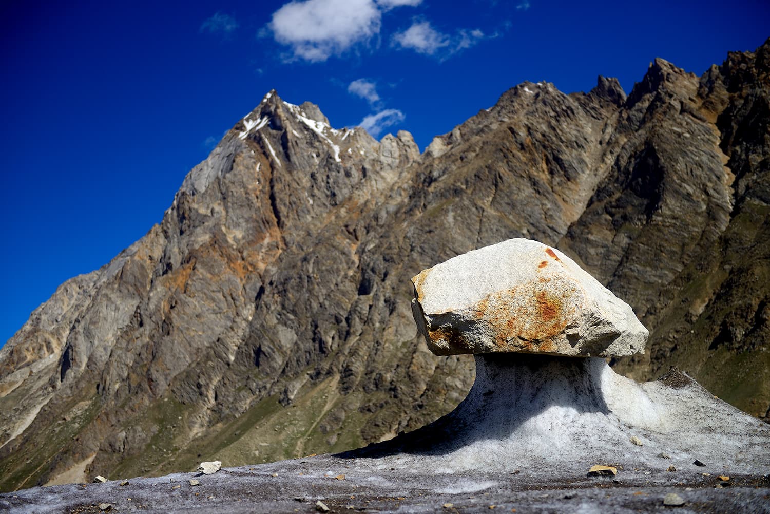 Stones and frozen snow: An abstract composition of nature at the canvas of Biafo. ─ Photo by author