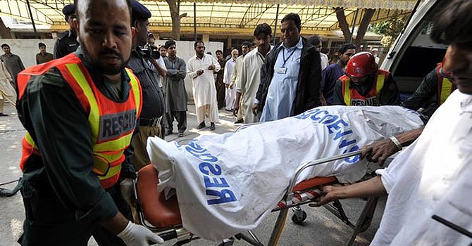 rescueworkers_afp-670 rescueworkers_afp-670