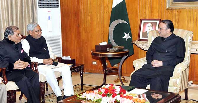 zardari-nitish-kumar-Bihar-CM-APP-670