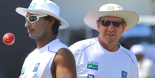 Trevor Bayliss (R) has been at the helm of the Sri Lankan cricket team for over three years. —AFP/File Photo 