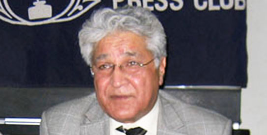 Adil-gilani-APP543