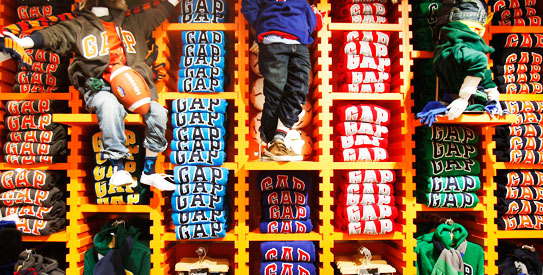 American casualwear Gap Inc, gap, Banana Republic, gap milan store, Valentino, global apparel market, clothing business, apparel business