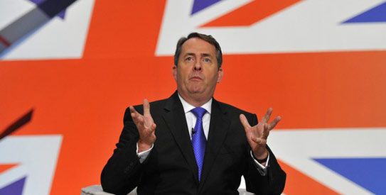 liam-fox-543