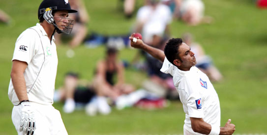 Abdur Rehman hard to put away: Guptill