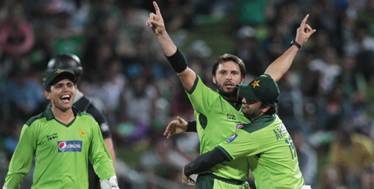 pakistan in new zealand, pakistan new zealand napier, pakistan vs new zealand 2010, pakistan new zealand, cricket world cup, 2011 world cup, world cup 2011, moin khan, shahid afridi