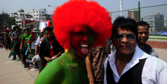 The ICC World Cup 2011 is generating huge interest in the host nations, Bangladesh, India and Sri Lanka. —Photo by AFP