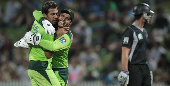 pakistan in new zealand, pakistan new zealand hamilton, pakistan vs new zealand 2010, pakistan new zealand, shahid afridi, wahab riaz