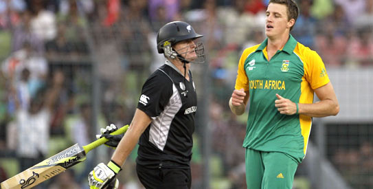 Morne Morkel's three wickets pegged New Zealand back. —Photo by Reuters