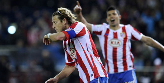 Rumours in Uruguay and Spain have suggested there is a part of the dressing room that does not get on with Forlan.  —Photo by AP