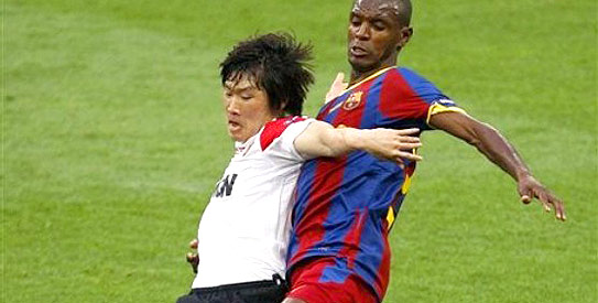 Park Ji-Sung seen during the Champions League match against Barcelona at Wembley Stadium.