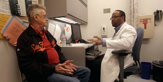 aging-HIV-AP543
