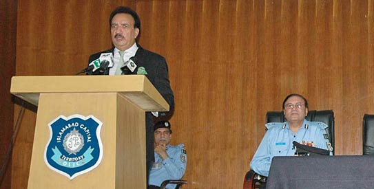 malik-ISB-police-543