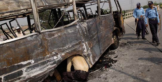 bus-cylinder-blast-AP-543