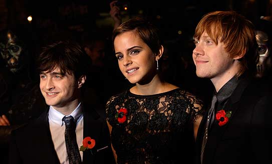 daniel-radcliffe-emma-watson-rupert-grint-AP-543