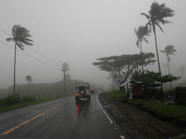 Typhoon leaves 13 dead in Philippines
