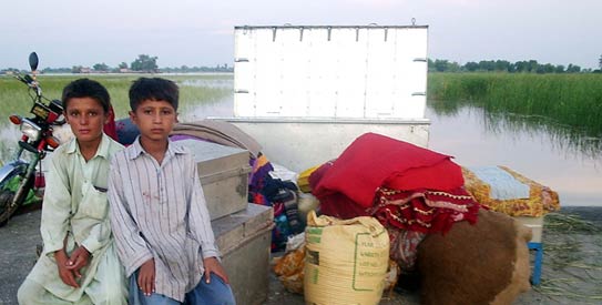 sindh-floods-2011-543