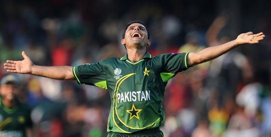 Pakistan fast bowler Abdul Razzaq celebr