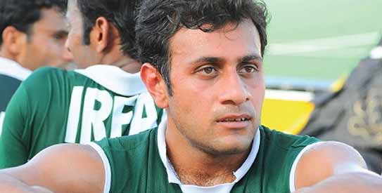 Veterans Rehan Butt and Zeeshan Ashraf can't find a place in the national team. —Photo by AFP Veterans Rehan Butt and Zeeshan Ashraf can't find a place in the national team. —Photo by AFP