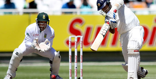Jayawardene and Samaraweera stayed together for more than an hour before Philander accounted for Samaraweera, who was caught at second slip for 11. —Reuters Photo Jayawardene and Samaraweera stayed together for more than an hour before Philander accounted for Samaraweera, who was caught at second slip for 11. —Reuters Photo