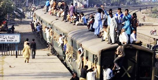 pakistan-train-500
