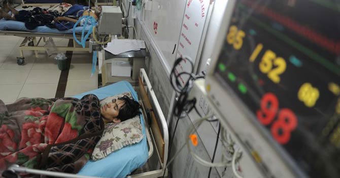 19042012-hospital-kpk-afp-670 19042012-hospital-kpk-afp-670