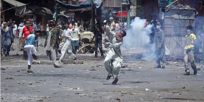 Tension grips Karachi, grenade attack on police