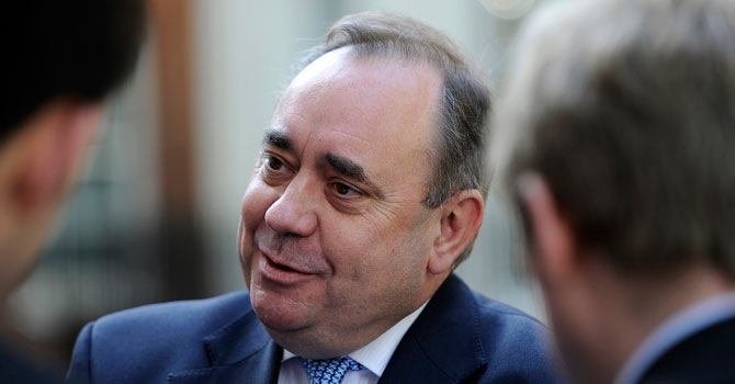 alexsalmond-reut-670