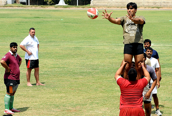 Rugby Pakistan trains for clash with India Sport