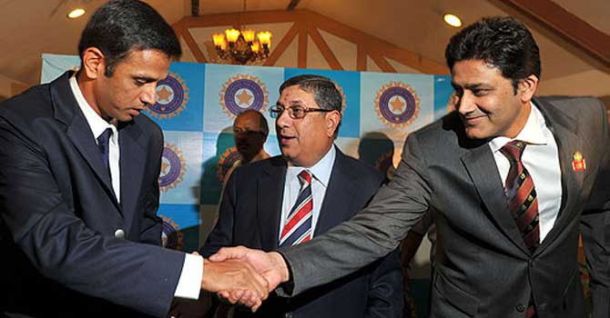 Dravid undone by internal politics